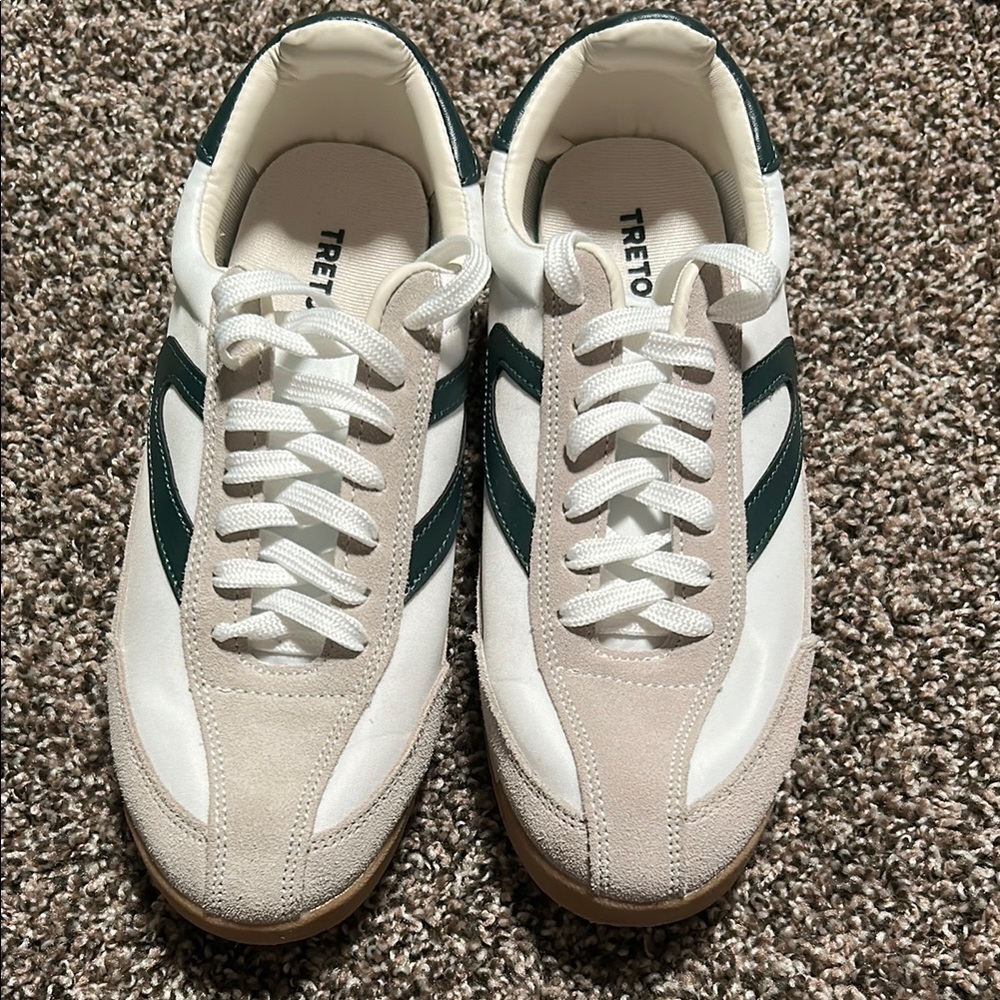 Tretorn White and Green Classic Sneakers